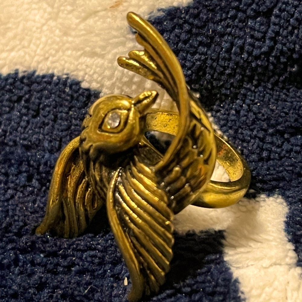 Bird rings Nwt w/Crystal eye ZAD NIP various sizes Goldtone Costume jewelry